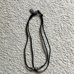 Lizzy James: rope necklace